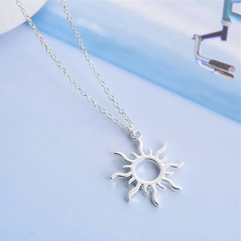 Tangled Rotating Sun Ray Shaped Pendant Necklace Stainless Steel Spinning Spiral Swivel Sunlight Sunshine Wheel Charm Choker