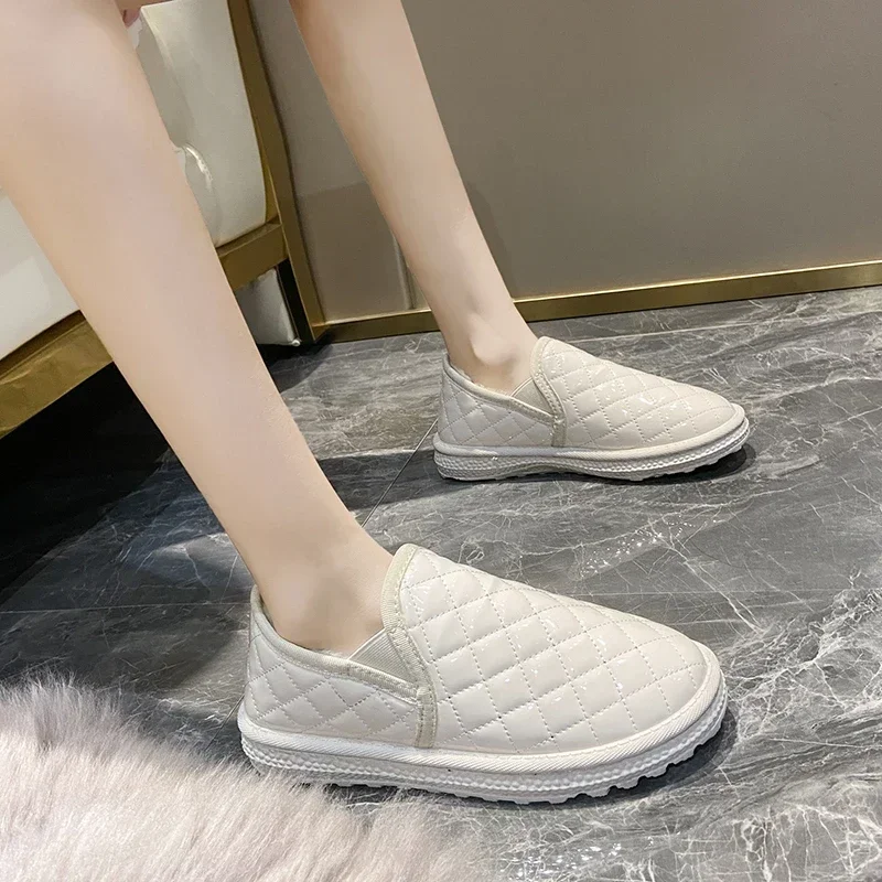 Fashion Low-top Snow Women Boots 2024 Winter Warm Flat Platform Boots Trend Versatile Waterproof Shoes Comfort Plush Lady Shoes