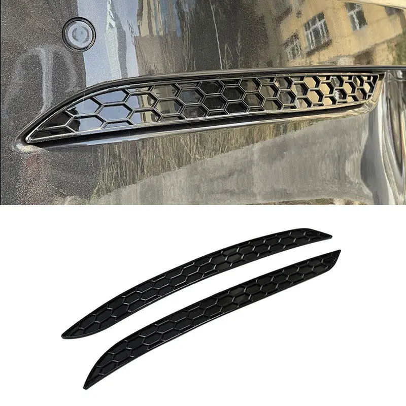 2pcs Car Accessories Black Honeycomb Style Tail Rear Bumper Reflector Fog Light Lamp Trim Strip For VW Golf 8 MK8 2020 2021