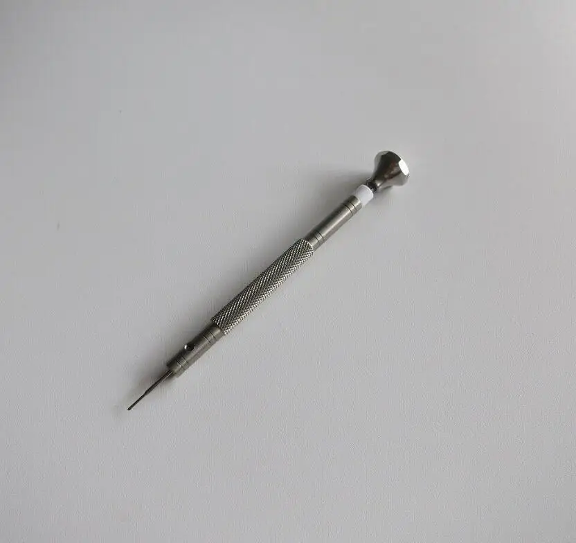 

Screwdriver 0.6mm Cross Head Blade for Removing 7S26 Watch Calendar Dial Screw and TUD Balance Regulating W4970