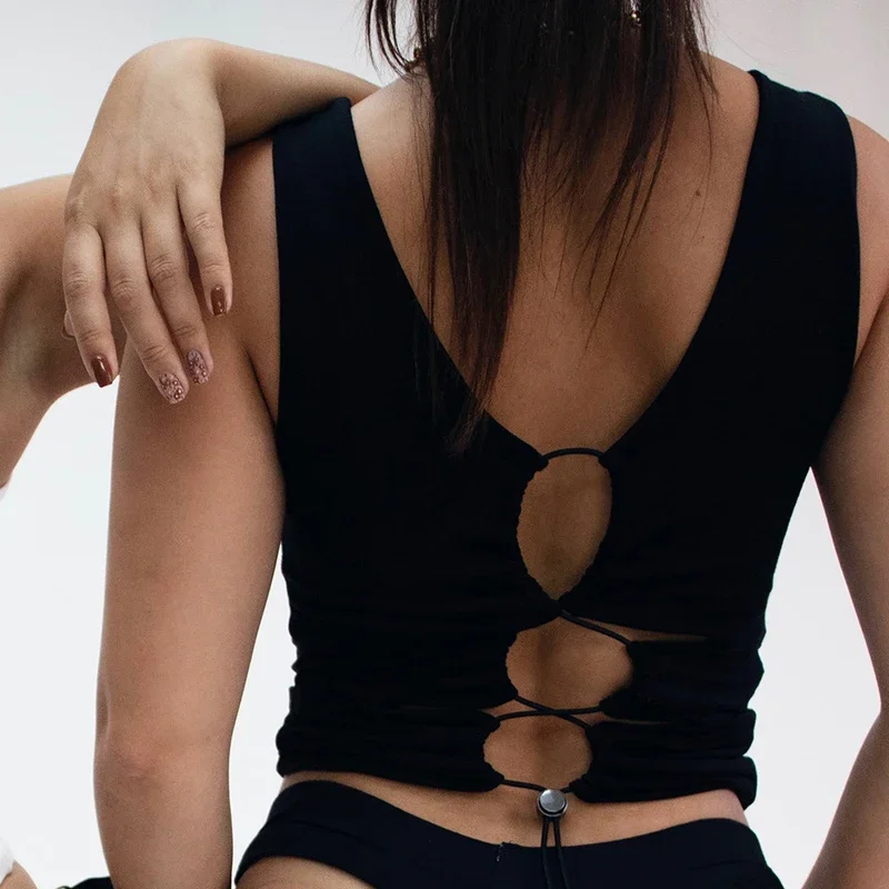 

2024 Solid V-neck Sleeveless Drawstring Fashion Slim Slim Navel Sports Casual Top Hollow Vest Women's Casual Sexy Streetwear