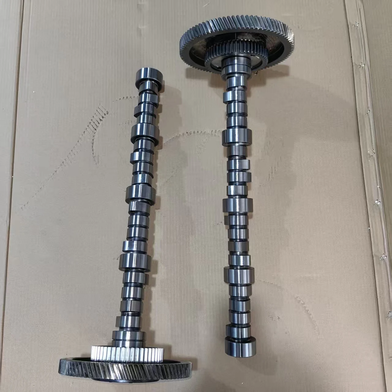 Parts Truck Excavator Parts DV15TIS Engine Parts 150103-00176 Camshaft For Doosan Engine