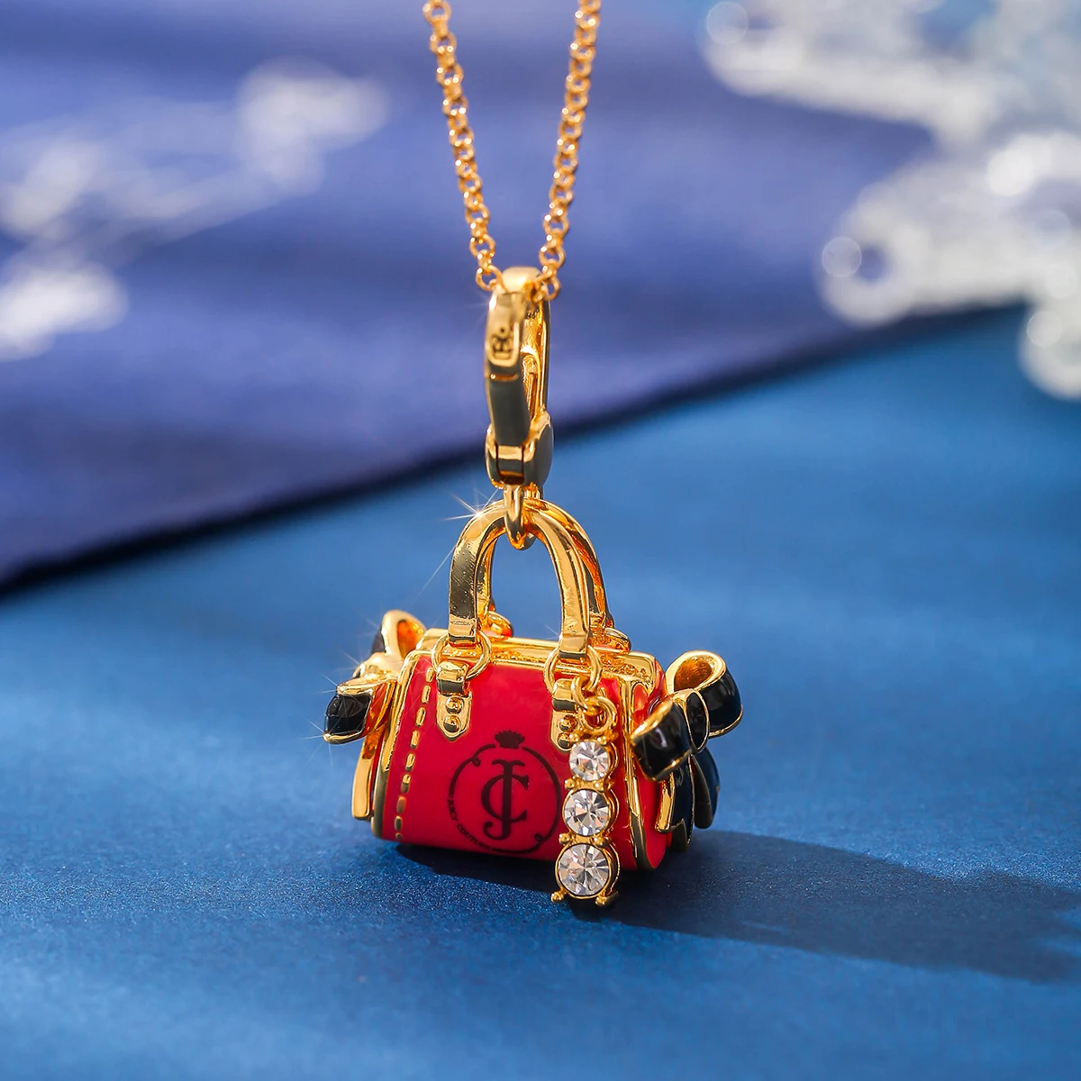 

1Pc Exquisite Enamel Glaze Inlaid Zirconium Pendant Bow Letter Print Handbag Pendant Necklace,For Women Sweet Niche Party Gifts