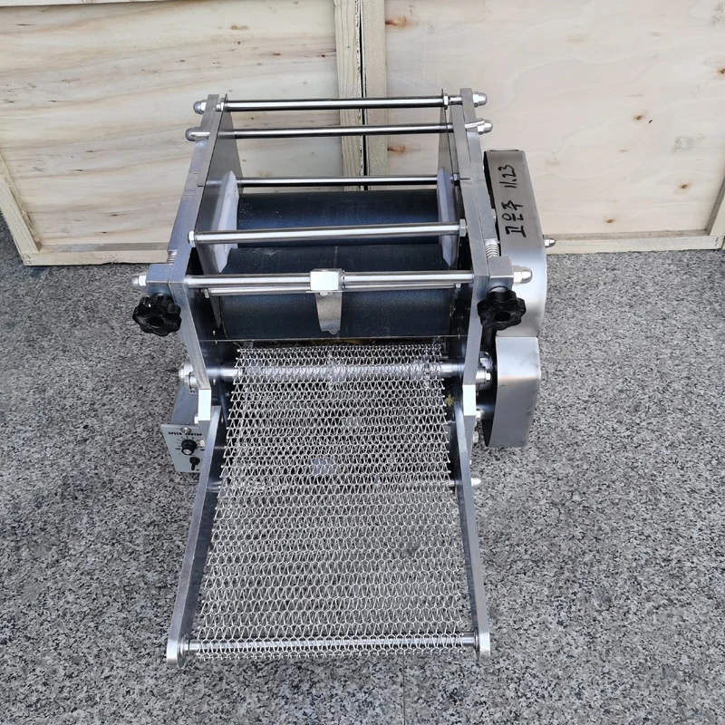 ماكينة خبز التورتيلا الكهربائية عالية السعة ماكينة ضغط التورتيلا ماكينة صنع التورتيلا