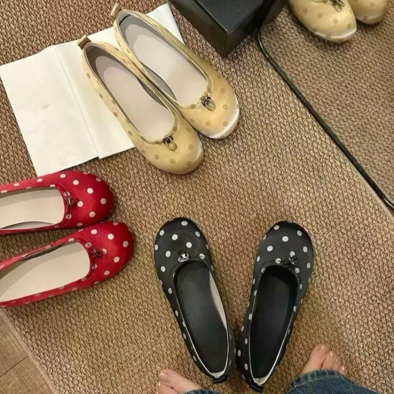 2026 Polka Dot Women Retro Flats Mocasines Ballerina Shoe Japanese Style Tabi Ninja Shoes Split Hoof Toe Boat Shoes Female shoes