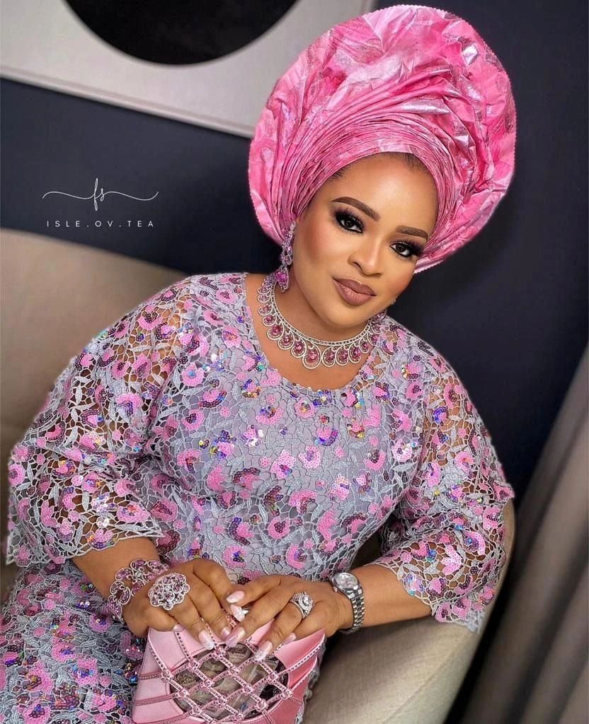 2023 High Quality African Nigerian Lace Fabric Embroidery French Tulle Sequins Wedding Party Dress Guipure Water Soluble 5Yards