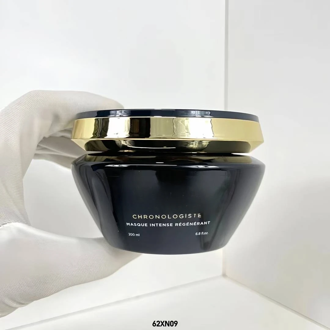 

Youth Revitalizing Hair Masque 200ml