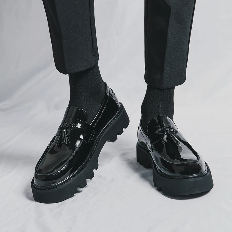 

2023 New Summer Men Wedding Shoes Platform Thick Soled Tassel Casual Leather Shoes Luxury Brand Fashion Platform Business Shoes