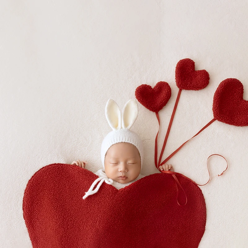 Red Theme Newborn Photography White Rabbit Hat Style 0-1 Month Baby Art Photo Shooting Children's Photography Memorial