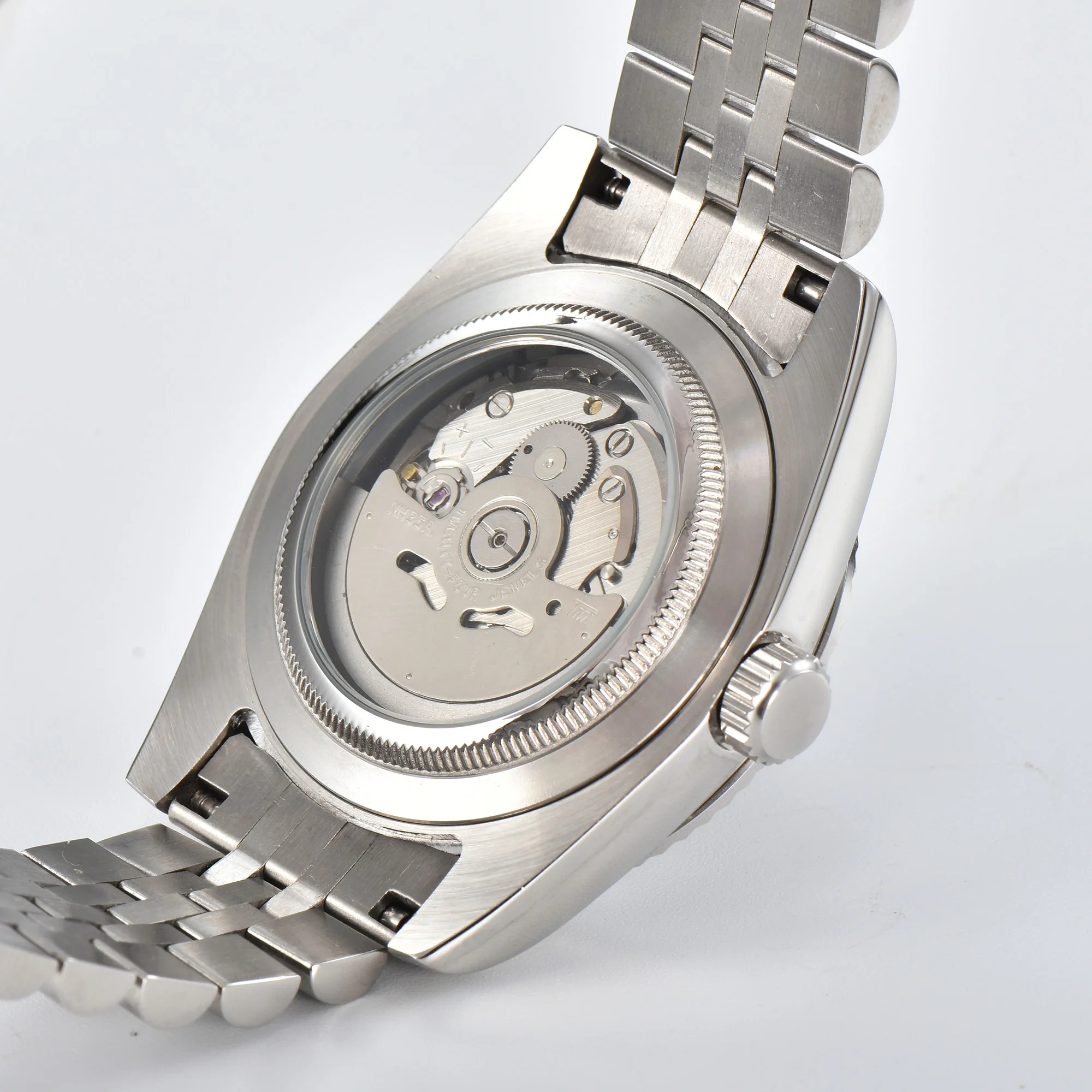 36mm/39mm luxury automatic watches NH35 for men with Arabic 28.5mm NH35 dial and Japanese NH35 automatic mechanical movement