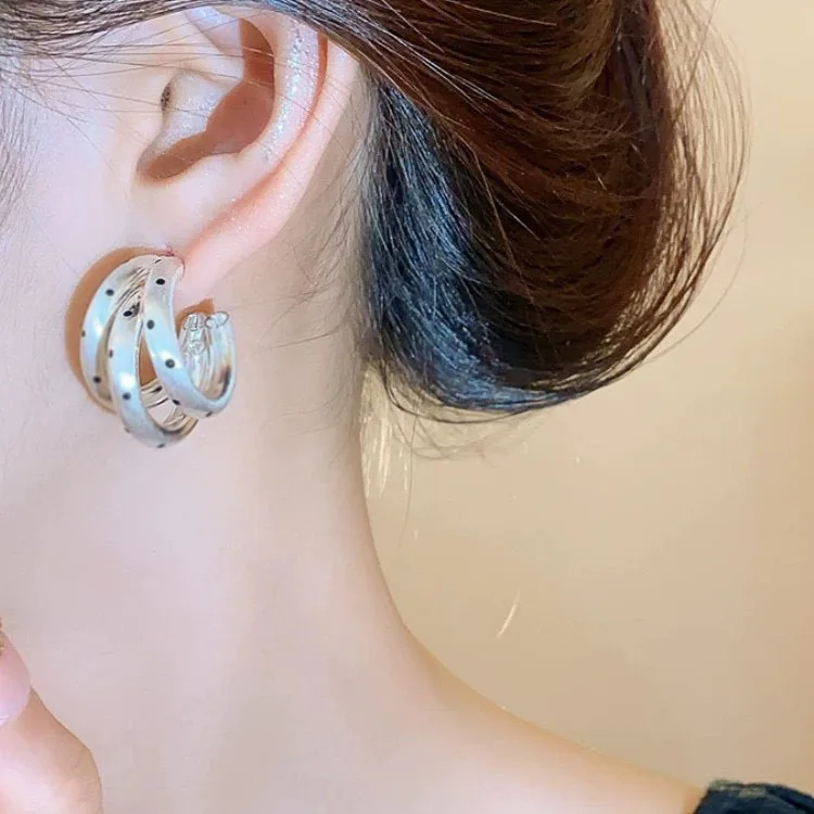 Retro Hong Kong Storm Point Multi Layer Silver Matte Earrings, Popular, High End, Elegant, Earnail Earrings, Female