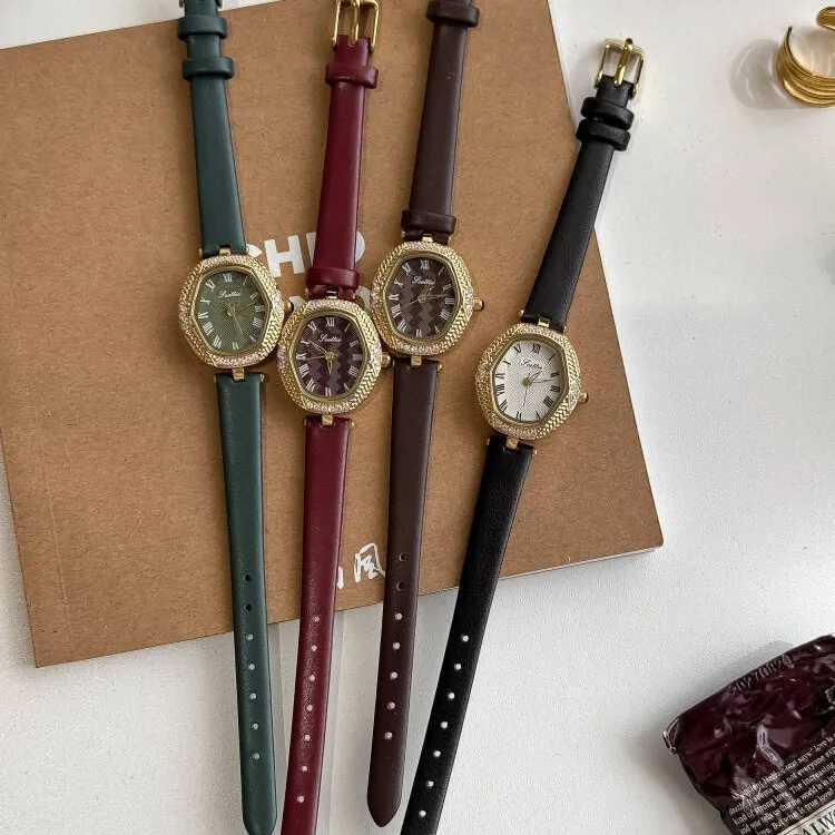 

2026 New Arrival Leather Watch Fashion Red Strap Luxury Watch Women’s Diamond Personalized Waterproof Watch Gift for Women