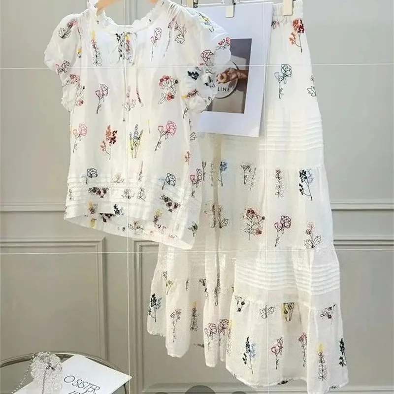 

New Summer Elegant 2 Piece Sets Woman Outfit Fashion Flower Print Puff Sleeve Blouse Top + Patchwork Midi Skirt Holidays Suit