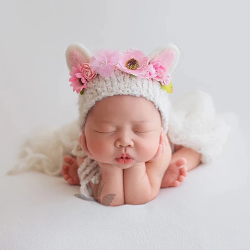 Newborn Photography Props Baby Cute Casual Hand Knitting Crocheted Soft Caps with Wool Felt Flower Newborn Photo Accessories