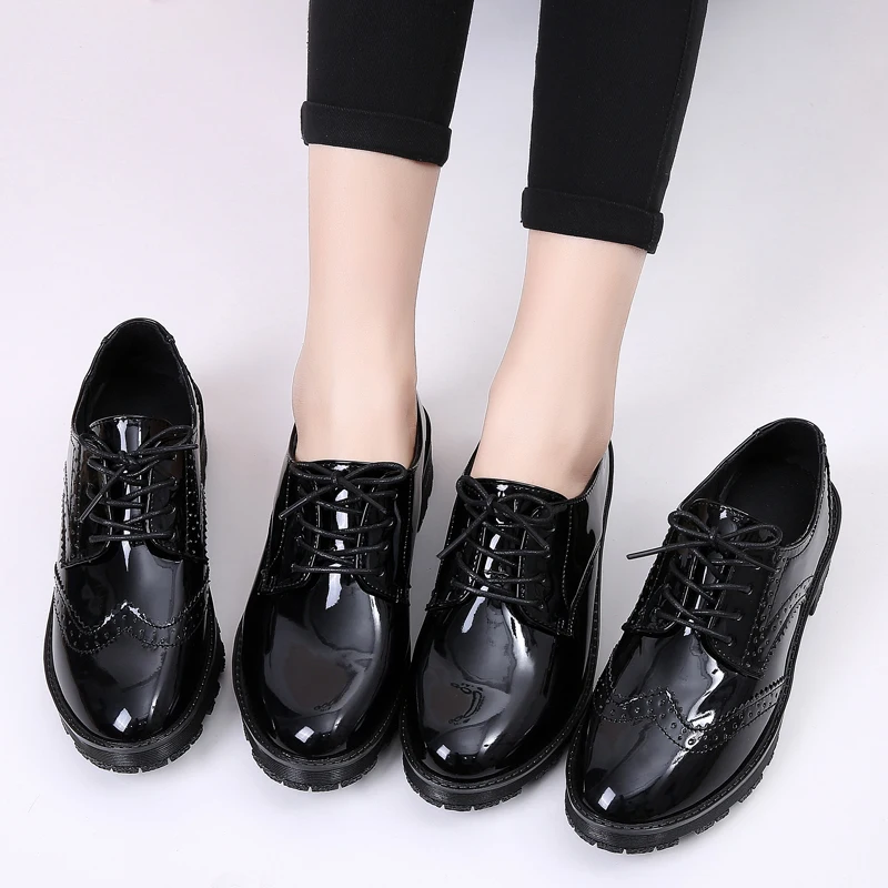 ผู้หญิง Oxfords รองเท้าสิทธิบัตรหนังสบายๆ Lace-Up สีดำ Loafers รองเท้าผู้หญิง