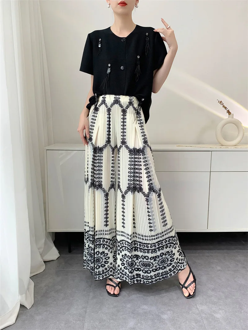GGHK Miyake 2025 Spring Summer Pleated Pants Women Loose Large Hem Casual Ethnic Bohemian Wide-leg Pants Women Travel Clothing