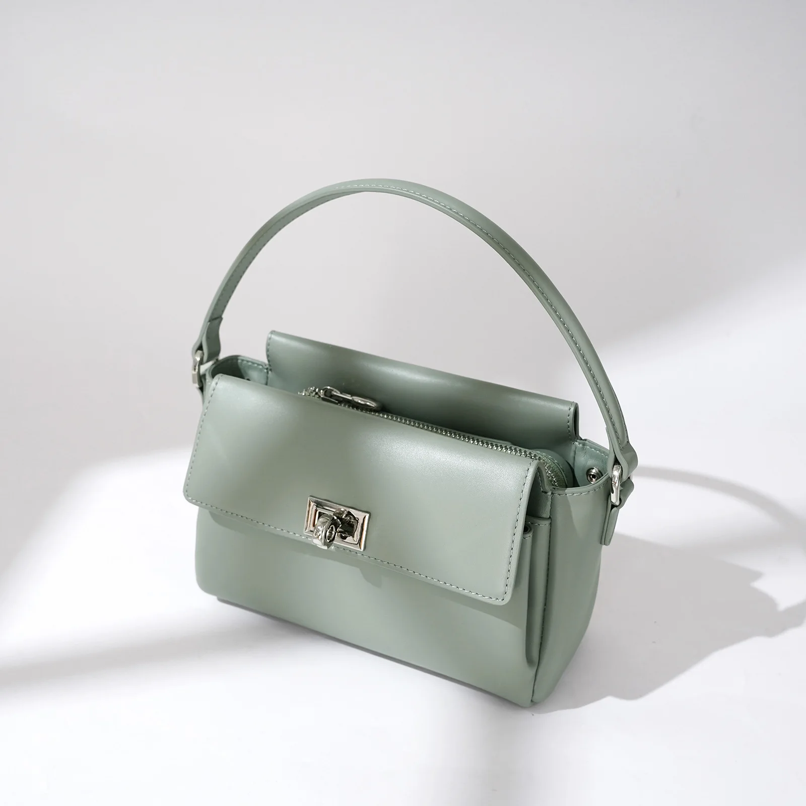 Sac carré en cuir véritable 2025 nouveau design de luxe couche supérieure en peau de vache rabat sac à bandoulière unique mode dames sac à main