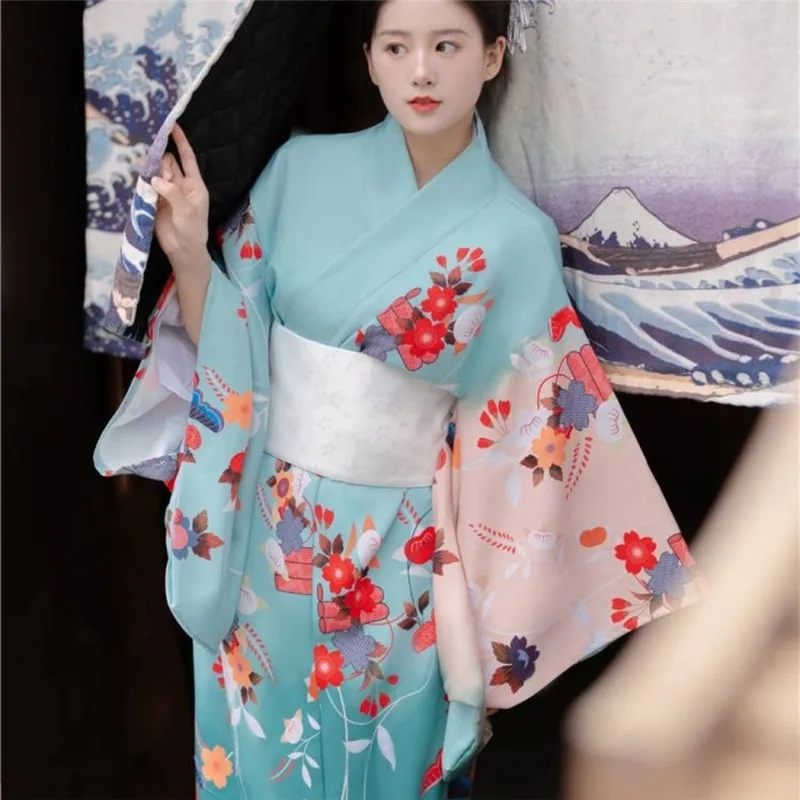 2023 Women's Japanese Traditional Kimono With White Obi Floral Printed Geisha Yukata Cosplay Costume Performing photography Robe