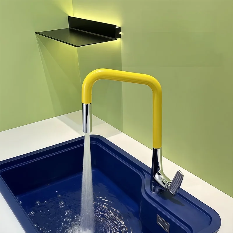Kitchen Sink Pull-Out Hot and Cold Water Faucet Simple Electroplated Pressurized Splash-Proof Multi-Mode Water Faucet