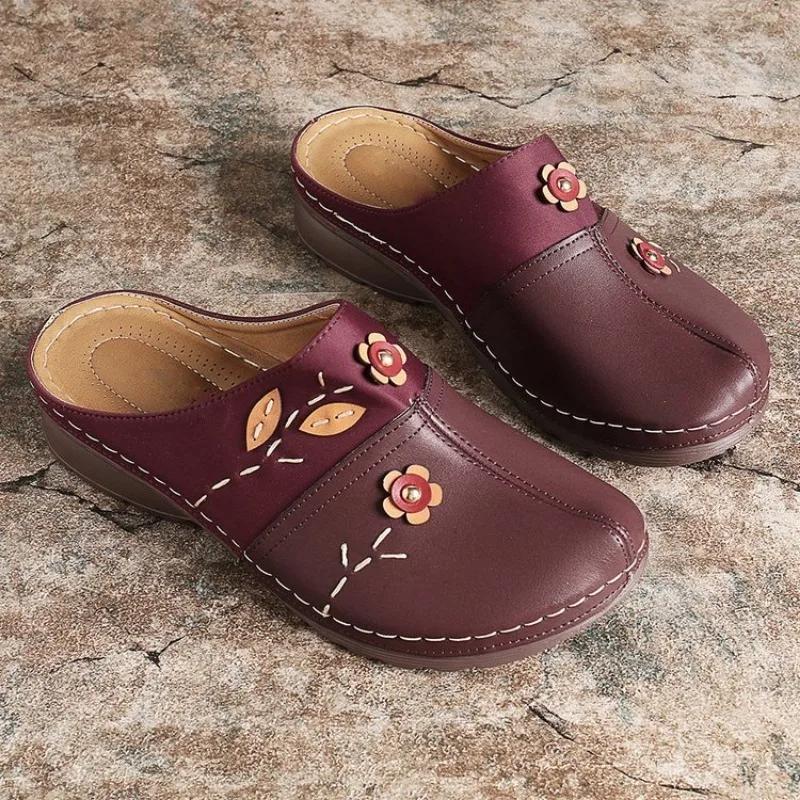 Women Slippers 2024 New Summer Flat Round Toe Sandals Retro Comfy Mary Jane Shoes Slippers Women Casual Comfortable Slides Women