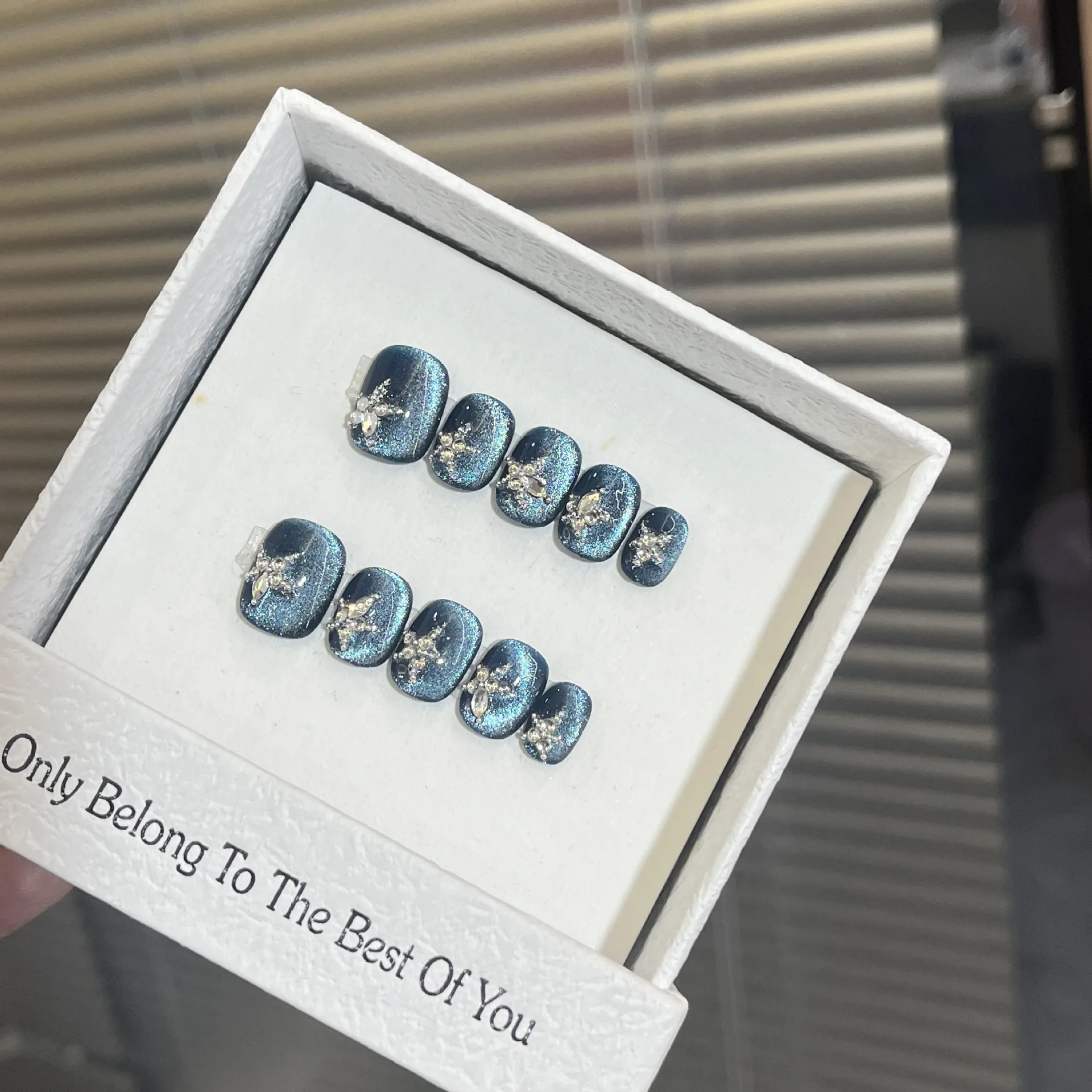 ハンドメイド [魚座] エレガント ショート丈 ブルー キャッツアイ 星型 ラインストーン 肌を明るくする デイリー スパークル プレスオンネイル