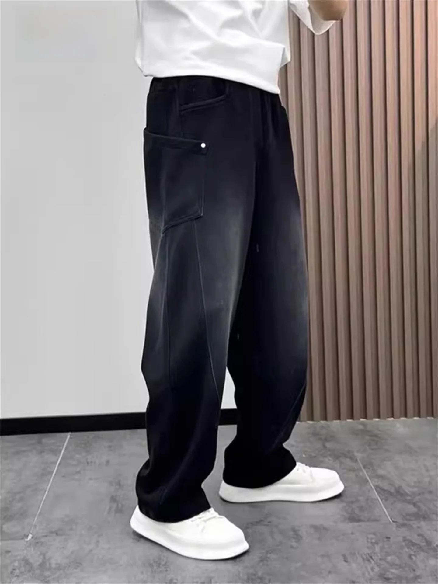 

Men's Gradient Color Block Thickened Fleece Straight Leg Casual Pants Winter Wearable Comfortable Loose Fit Leisure Trousers