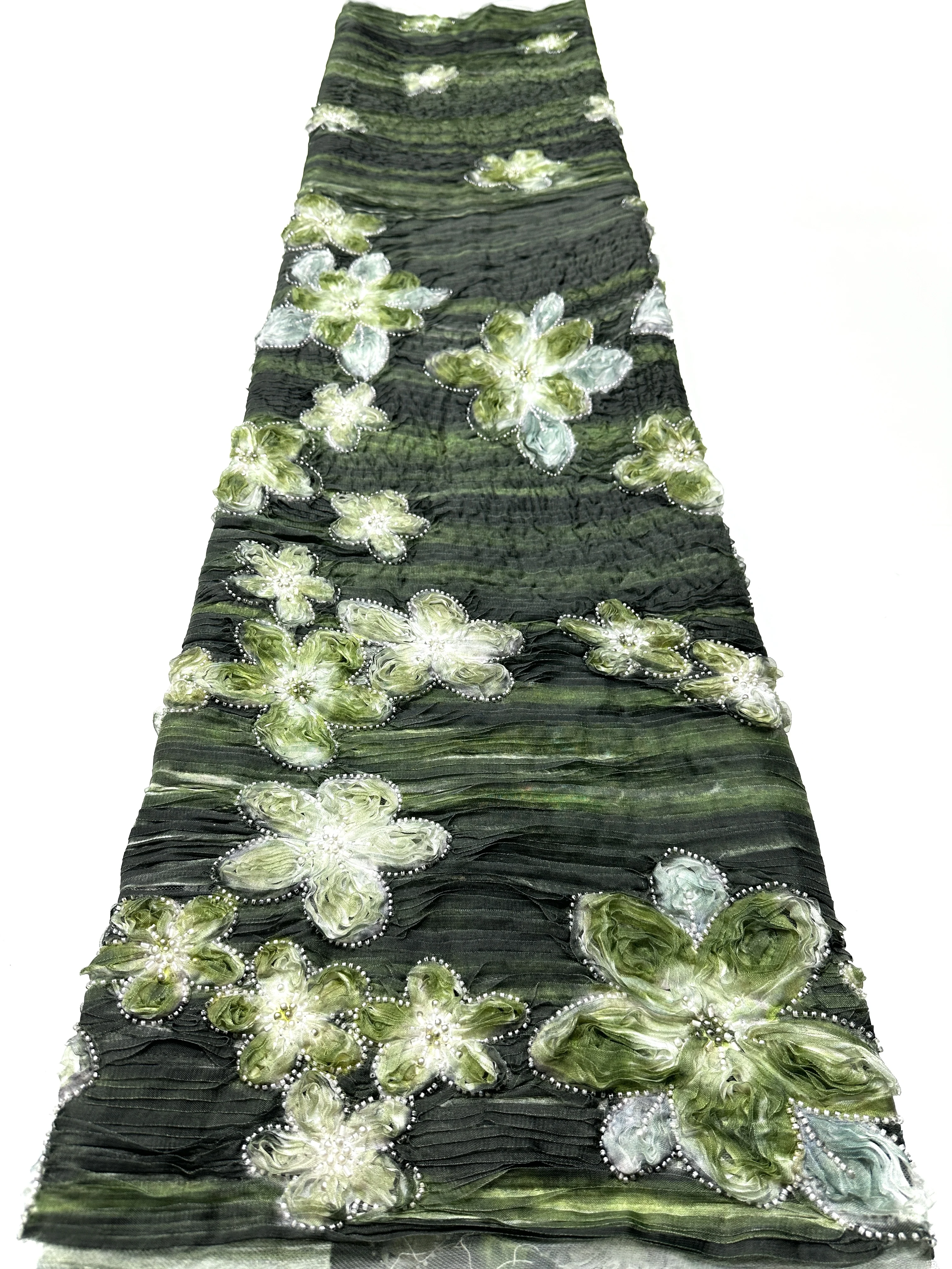 2026 الأخضر جودة عالية الأفريقي ثلاثية الأبعاد نسيج الدانتيل الترتر شبكة فاخرة الثقيلة حبة المطرزة تول النسيج لخياطة الفساتين