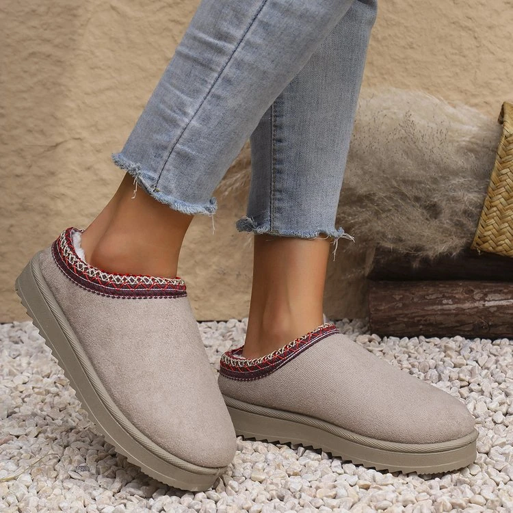 Botas de nieve para mujer, modelo nuevo de invierno, con forro de cachemira, suela gruesa y cálida, sin cubrir el talón, tipo zapatilla, zapatos de algodón, botas de cachemira cálidas.