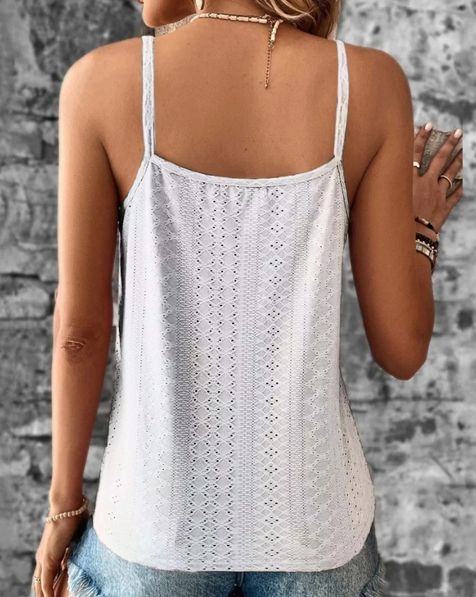 Top Women 2024 Summer Fashion Chain Decor Eyelet Embroidery Lace Patch Casual V-Neck Plain Sleeveless Daily Basics Tank Top