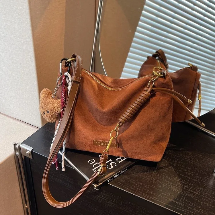 

Chic 2025 Quilted Bucket Bag for Women, Elegant Top Handle Sling, Fashionable Bag with Inner Pocket for Daily Commute & Dating​