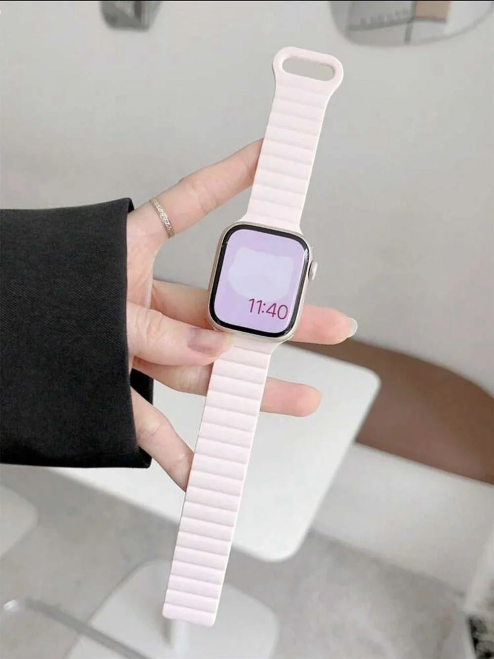 素敵な磁気シリコンループ Apple Watch バンド女性 10/9/7/38 ミリメートル 40 ミリメートル 41 ミリメートル 42 ミリメートル 44 ミリメートル 45 ミリメートル 46 ミリメートルストラップ