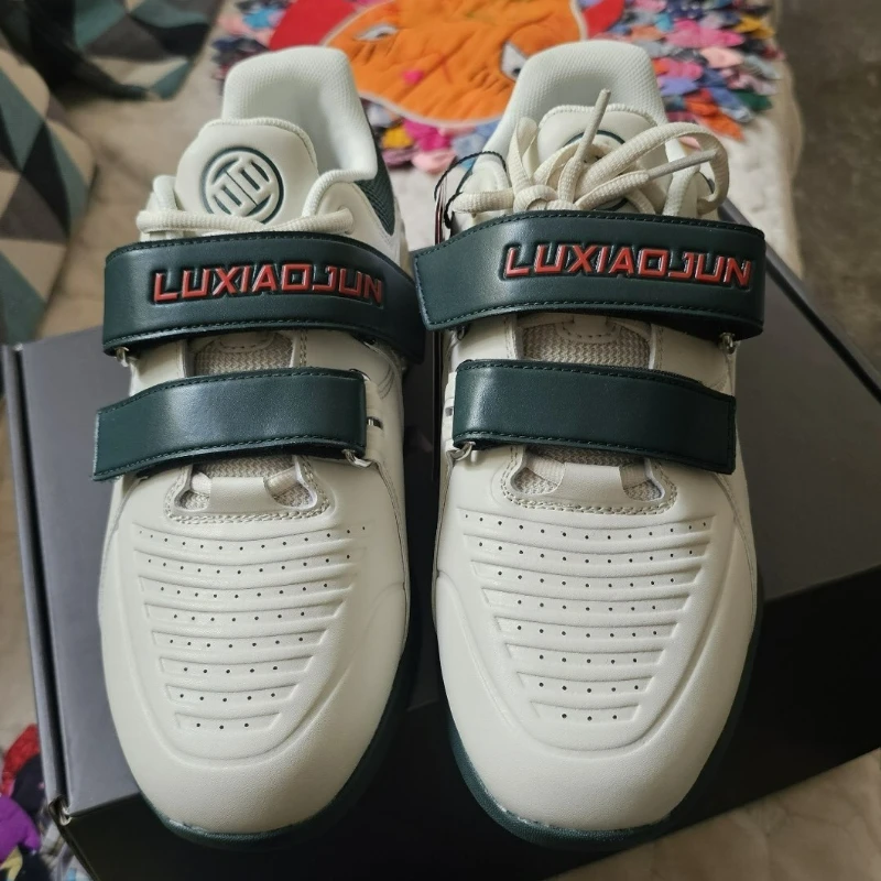 

Professional Weight Lifting Shoes for Men Women Luxury Brand Squatting Shoes Unisex Comfortable Indoor Sports Shoe Couples