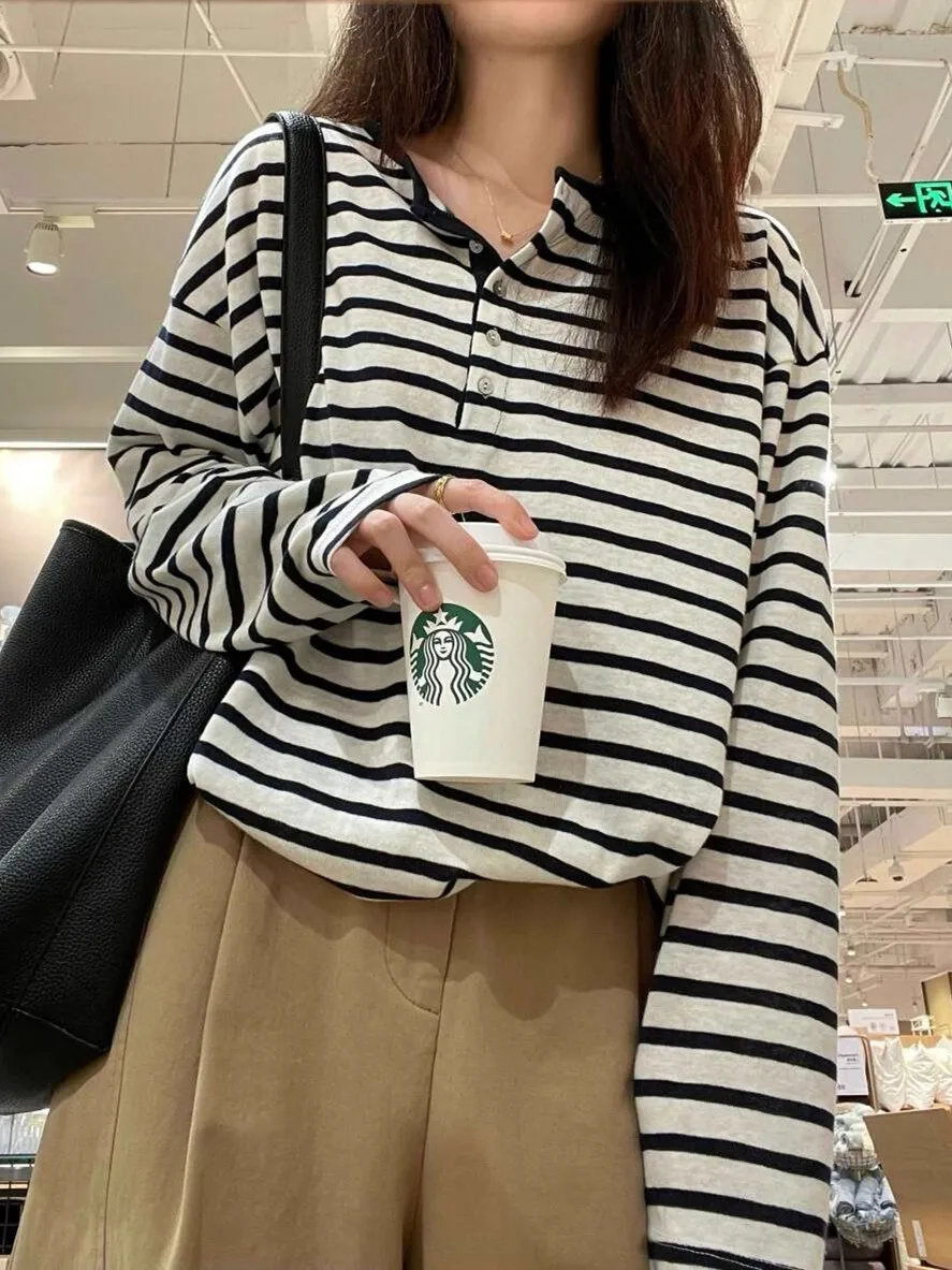 

Новая женская футболка свободного кроя в полоску с круглым вырезом, весна 2026, комфортная верхняя одежда