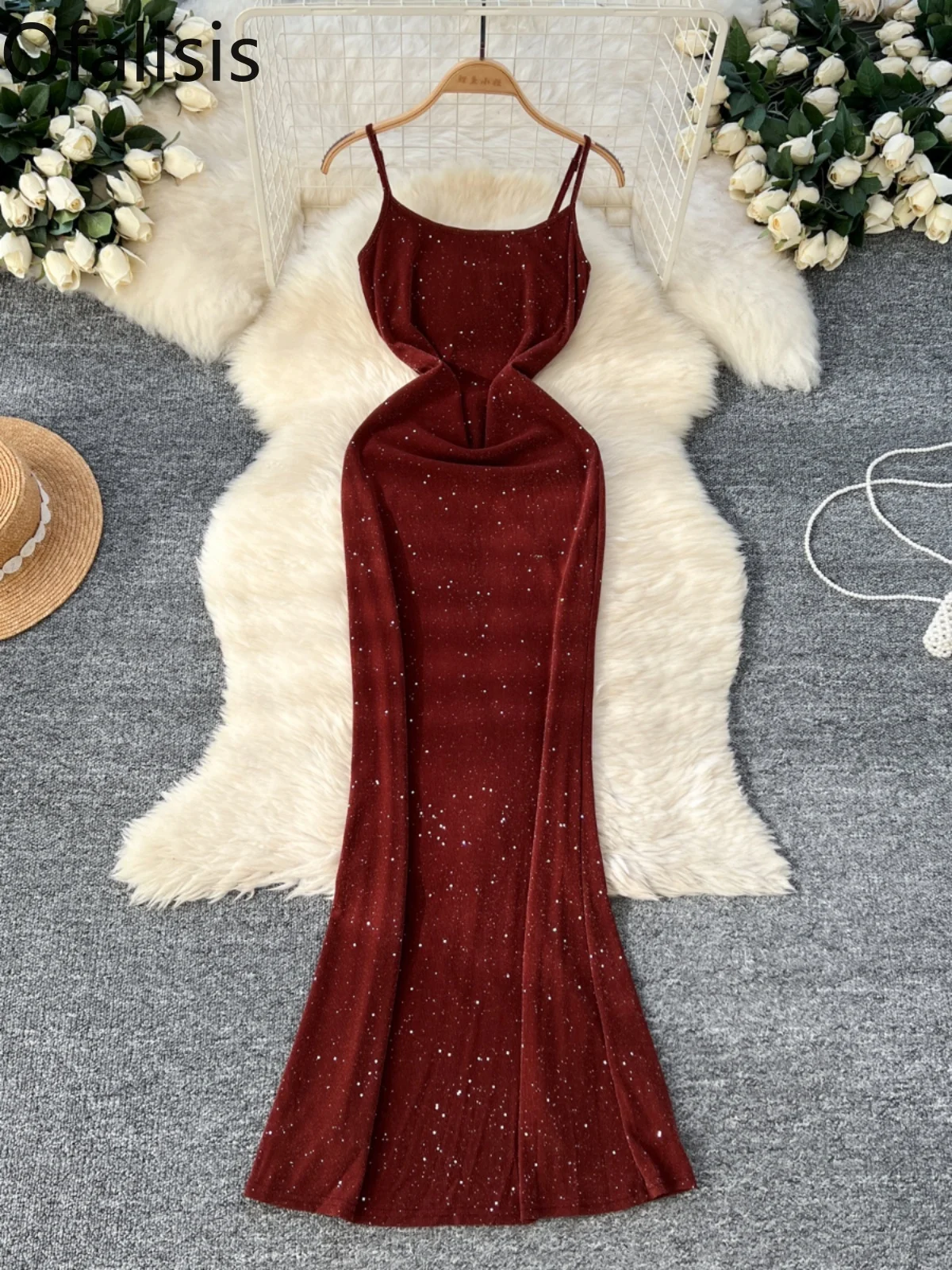 Ofallsis Light Luxury Socialite Spaghetti Strap Sparkling Dress 2024 Summer New Slim Fit Slimming Temperament Dinner Dresses