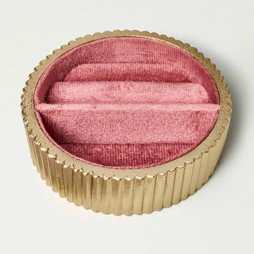 

Ribbed Brass Jewelry Tray with Velvet Liner,Metal Circular Vanity Jewelry Organizers and Storage for Earrings,Rings,Necklaces