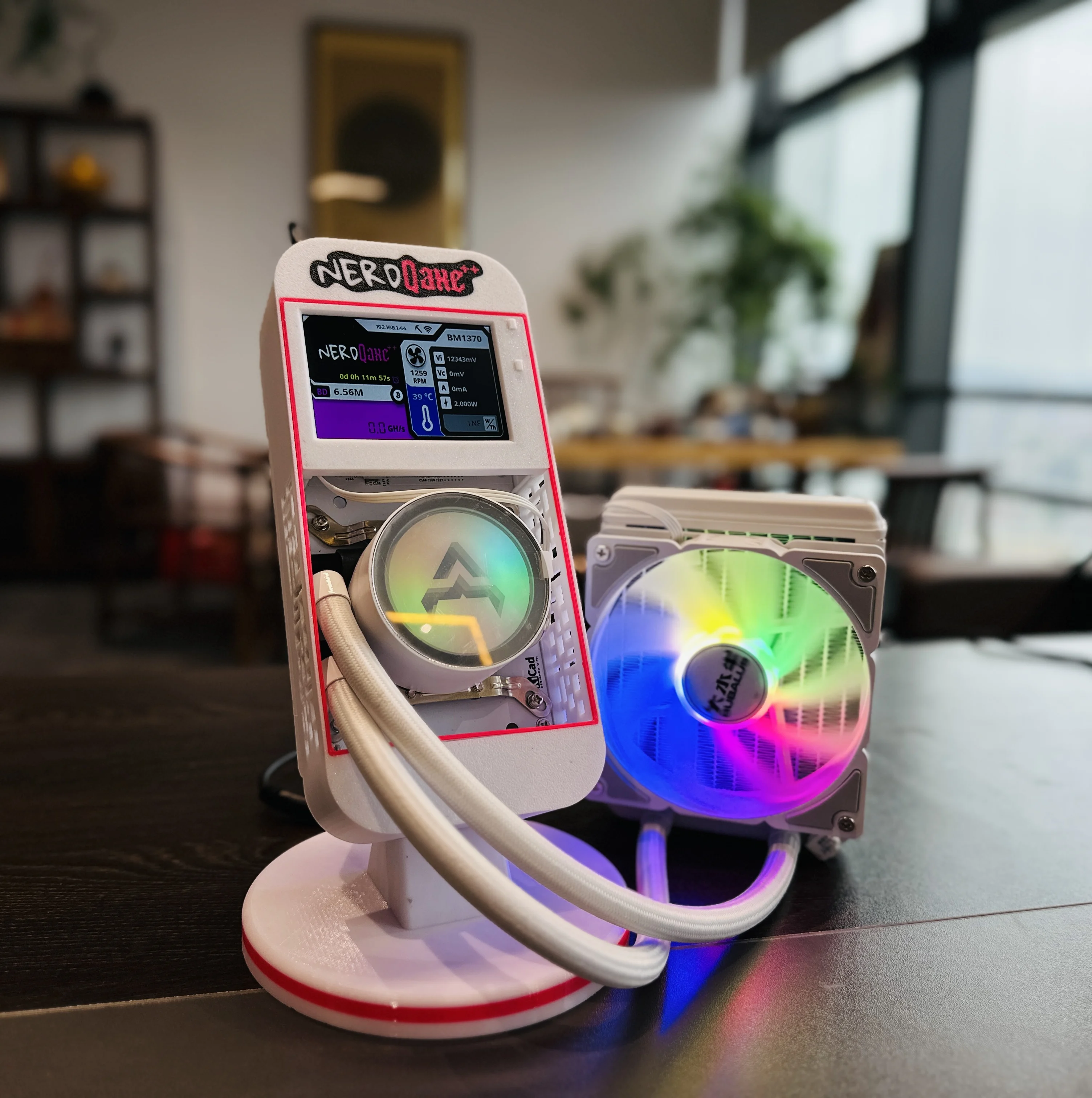 2025 Model baru bitaxe nerdqaxe++ 4.8t 120w Model senyap berpendingin air