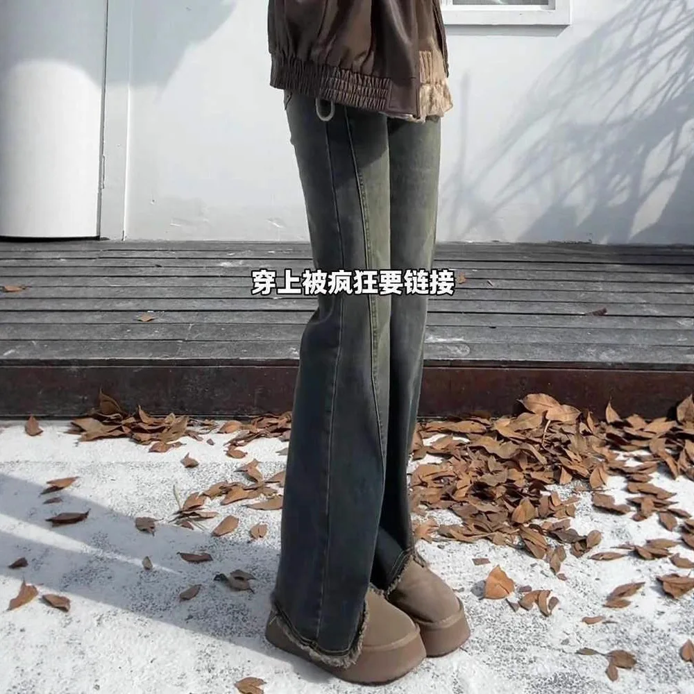 Zementgraue, ausgefranster Saum, ausgestellte Micro-Flare-Jeans für 25, Übergröße, hohe Taille, schlankmachende, hüftbedeckende, elastische Hose im Herbst und Winter