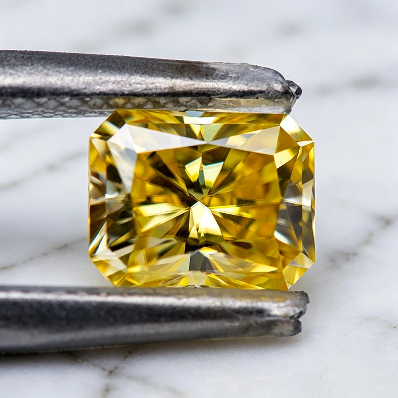 Moissanit-Stein in Zitronengelb mit Radiantschliff für Charms, Schmuck, Ringe und Ohrringe, Besteht Diamanttester mit Zertifikat – Detail 5