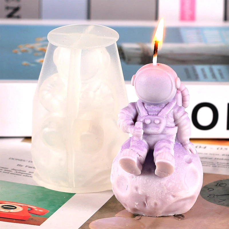 DIY Astronaut Candle Silicone Mold Lunar Astronaut Resin Mold  Home Decoration Tabletop Ornaments Handmade Drip Glue Mold