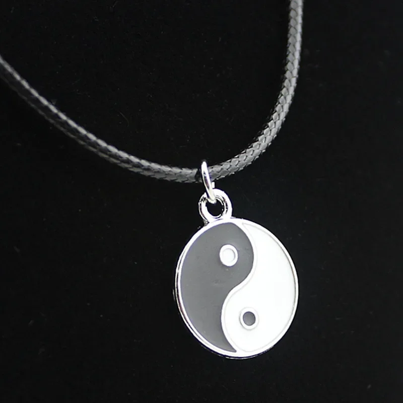 Hot Double Sided Black White Tai Chi Yin Yang Eight Trigrams Pendant Necklaces for Women PU Leather Rope Collar Girlfriend Gift