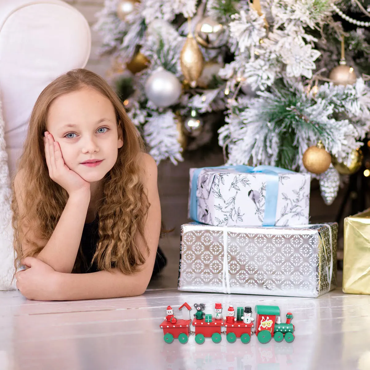 

Mini Four-Section Wooden Train Eco-Friendly Christmas Ornament Handcrafted Natural Wood Decoration for Tabletop Shelf Mantel