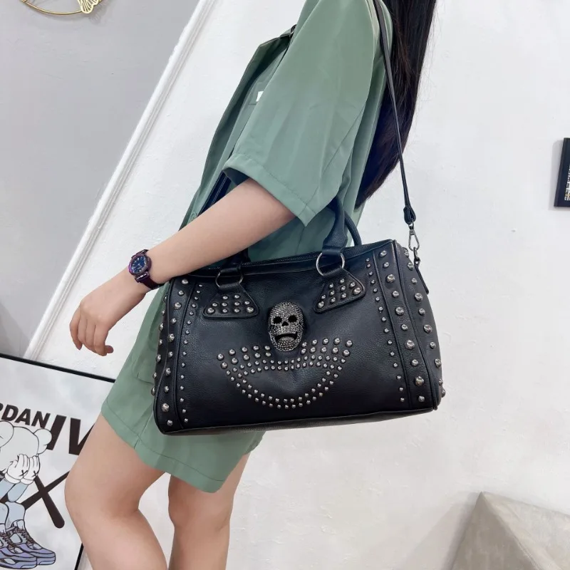 Bags for Women Casual Soft Leather Skull Gothic Punk Rivet Shoulder Bag Fashion Harajuku Vintage Y2k Handbags Crossbody