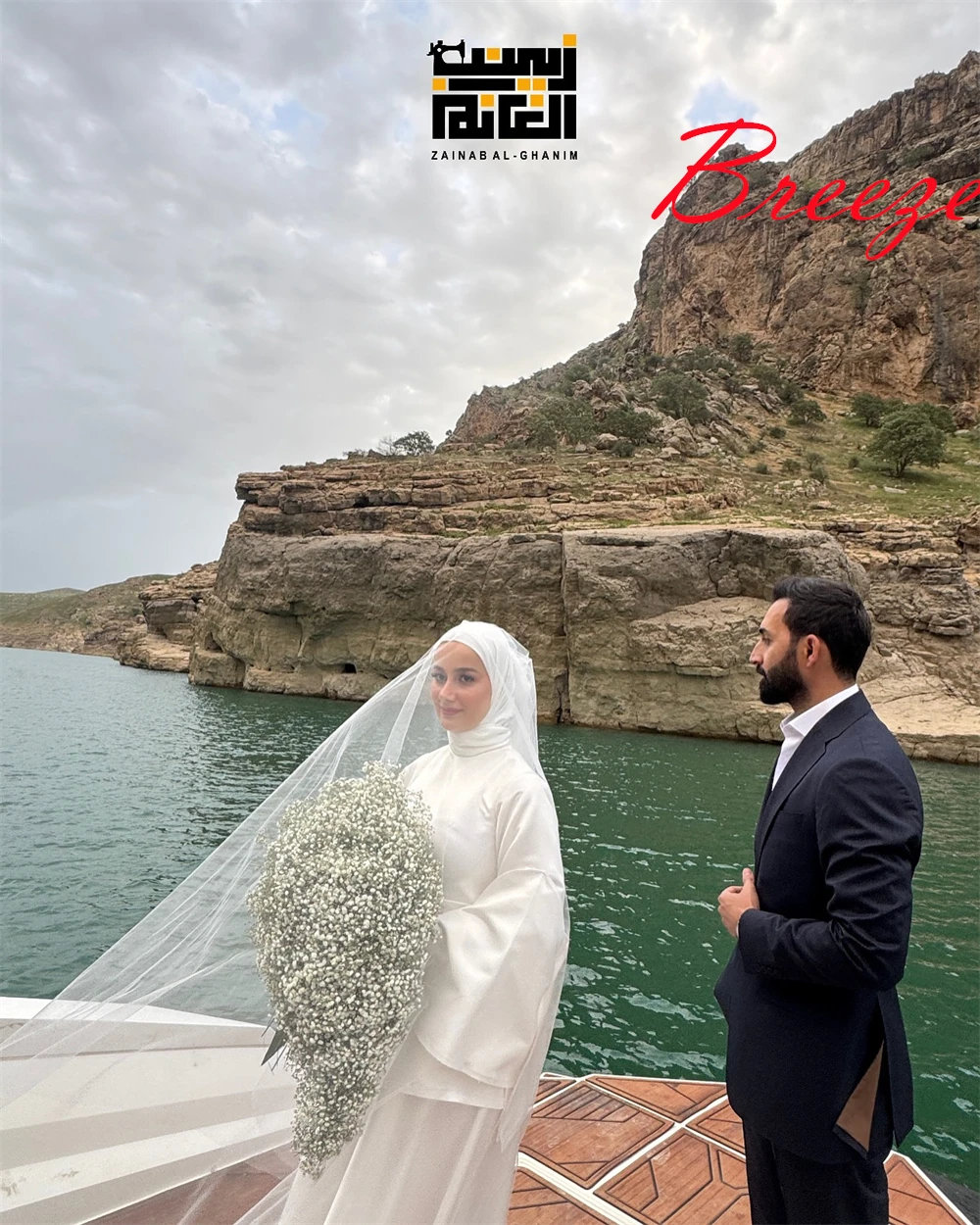 Personalizado de alta qualidade vestido de casamento de cetim branco temperamento alta necklin mangas compridas capela trem a linha vestidos de noiva