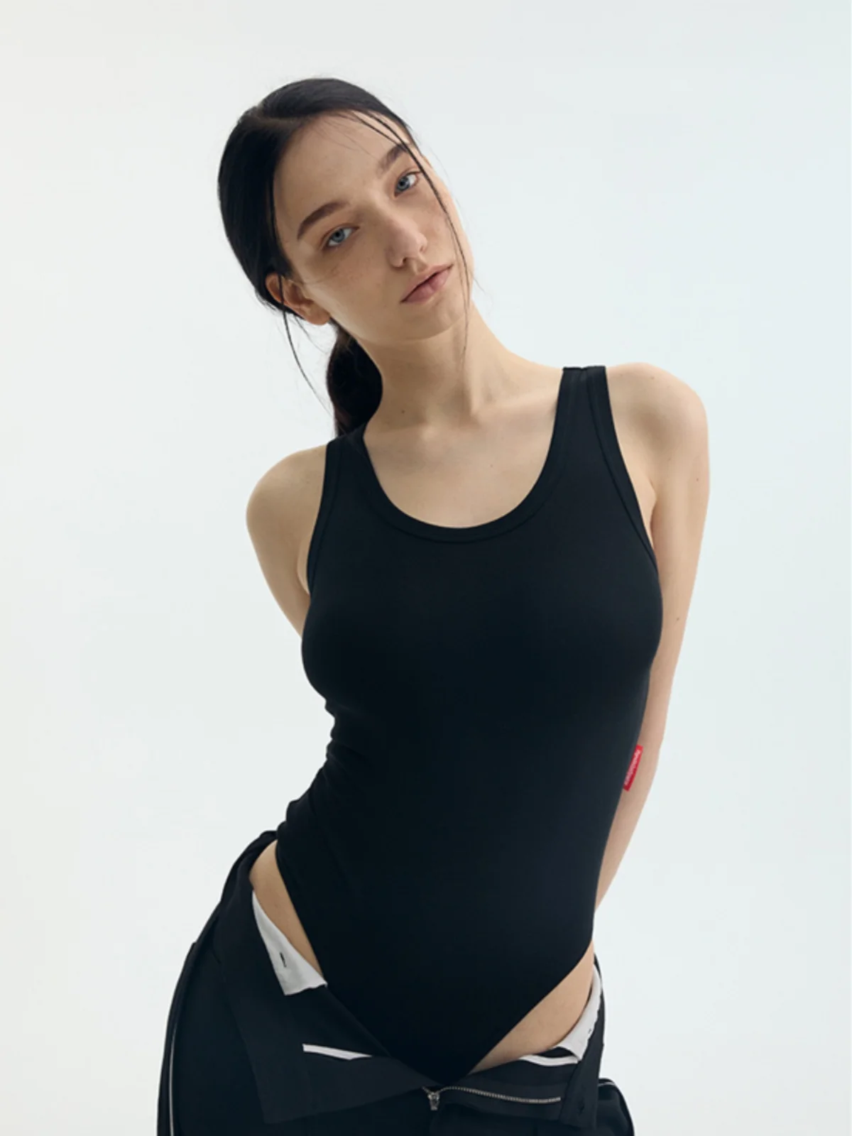 

Slim Fit U-Ba-Piece Suit Top Vest Sle Bot Opening Design Cotton Fabric Summer Collection Faionable Versatile