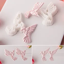 Kingfisher Polymer Clay Cutters Flying Bird Shaped Clay Earring Cutter for Bird Lovers Jewelry Pendant Making Tools