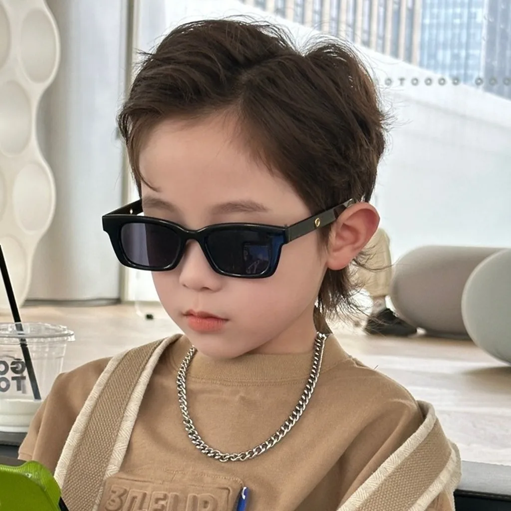 KLASSNUM Small Square Sunglasses Children Girls boys Eyewear Tortoiseshell Retro Grey Thick Frame Sun Glasses UV400 Y2K Shades
