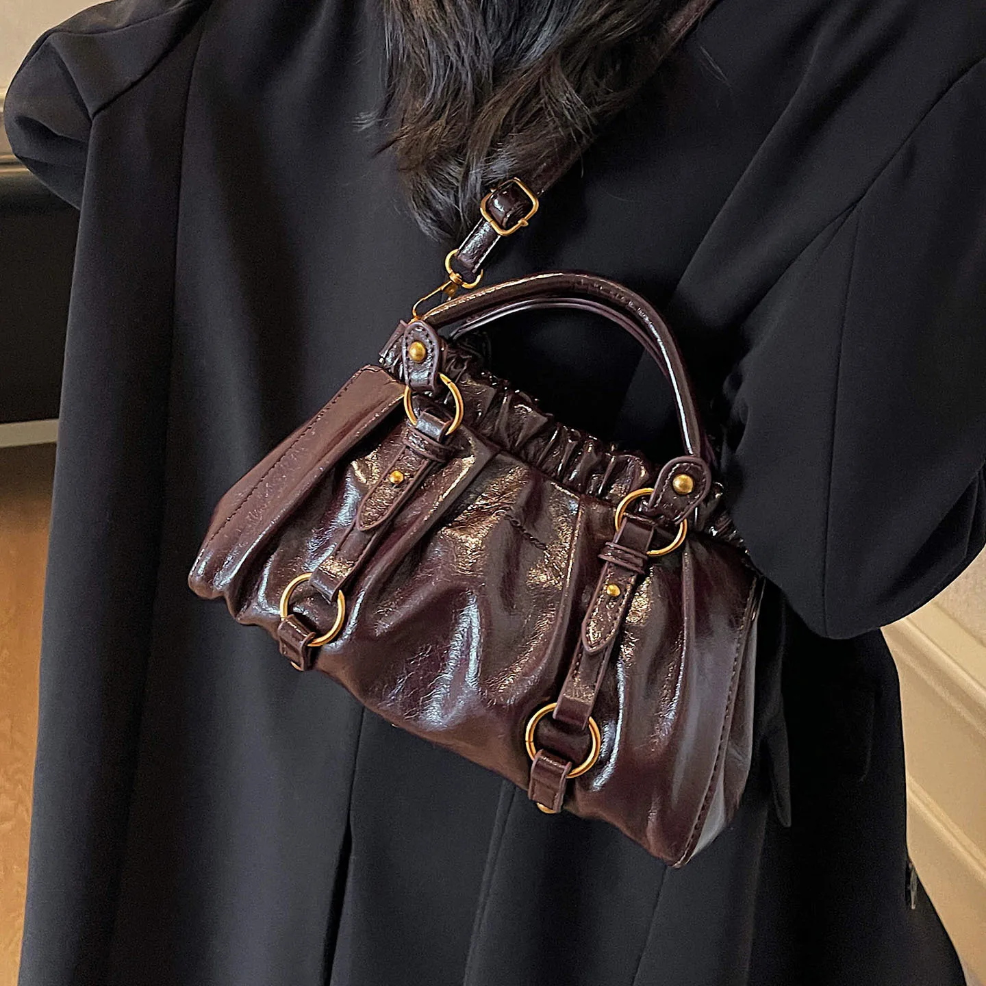 2025 حقيبة دلو متعددة الاستخدامات للنساء محفظة كتف أنيقة موضة ركاب ليلاً ونهارًا حقيبة كروس بسيطة #1