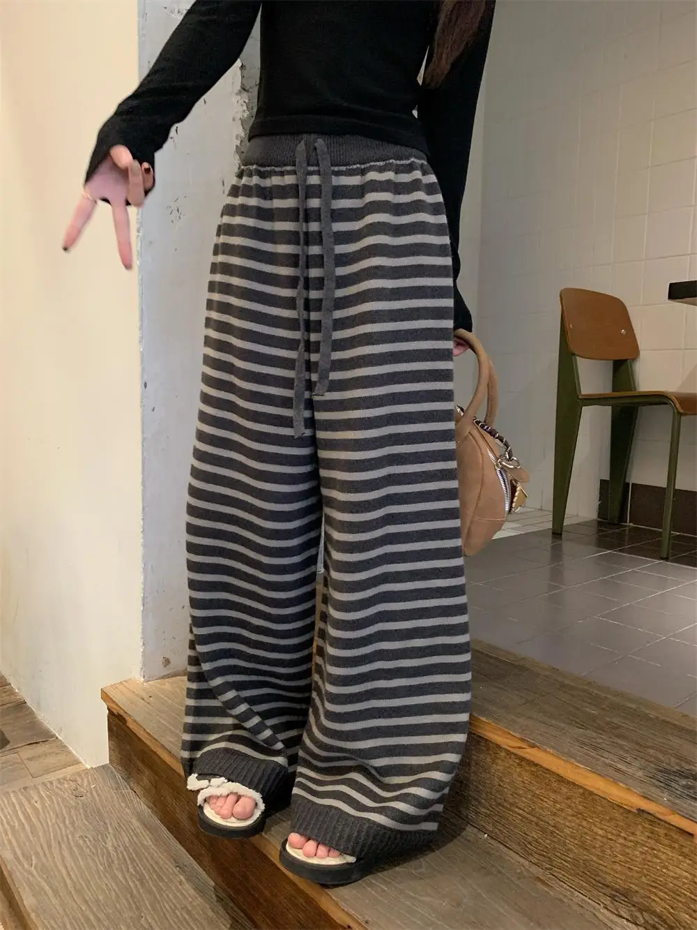 Unikatowe Kolorowe Paski Casualowe Luźne Spodnie z Szerokimi Nogawkami Damskie Jesienno-Zimowe Wygodne Piękne Spodnie z Wysokim Stanem Proste...