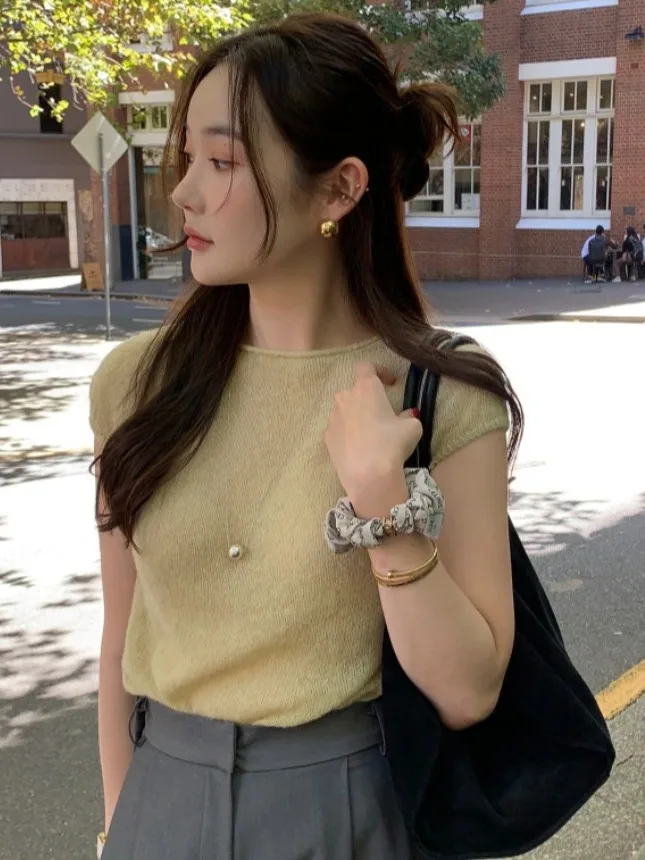 

Chic Summer Knitted ort Sve round Ne Pullover Loose Fit Color T-irt for Women Faionable Versatile Casual Top
