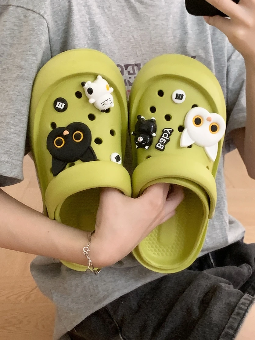 Cute Cat Slippers Garden Sandals Shoes Black And White Slippers For Women's Summer EVA Thick Soles Cool DIY Hole Shoes